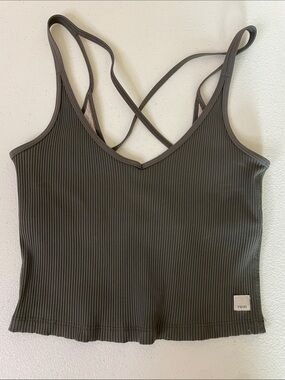 VUORI Ribbed Crop Tank - olive green - Small